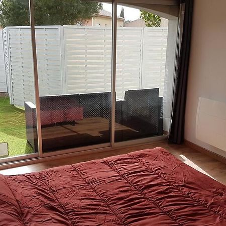 Joli Appartement 2 Chambres A Мартиг Екстериор снимка